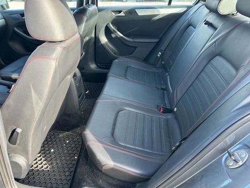 Used 2014 Volkswagen Jetta GLI Autobahn image 15