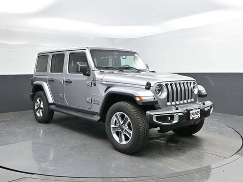 Used 2020 Jeep Wrangler Unlimited Sahara AWD/4WD image 5