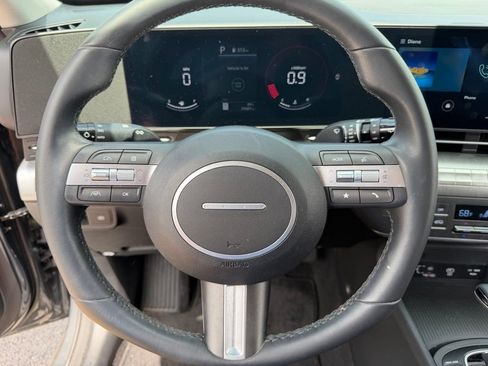 Used 2024 Hyundai Kona SEL FWD image 23