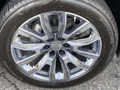 Used 2024 GMC Yukon Denali Ultimate w/ LPO, Floor Liner Package image 28