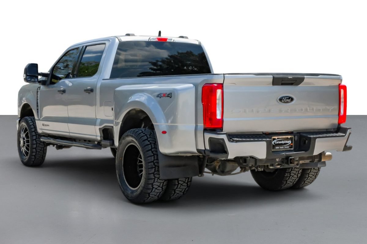 Used 2023 Ford F350 XLT AWD/4WD image 10