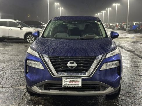 Certified 2023 Nissan Rogue SV image 2