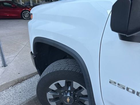 Used 2021 Chevrolet Silverado 2500 Custom w/ Gooseneck/5TH Wheel Package AWD/4WD image 15