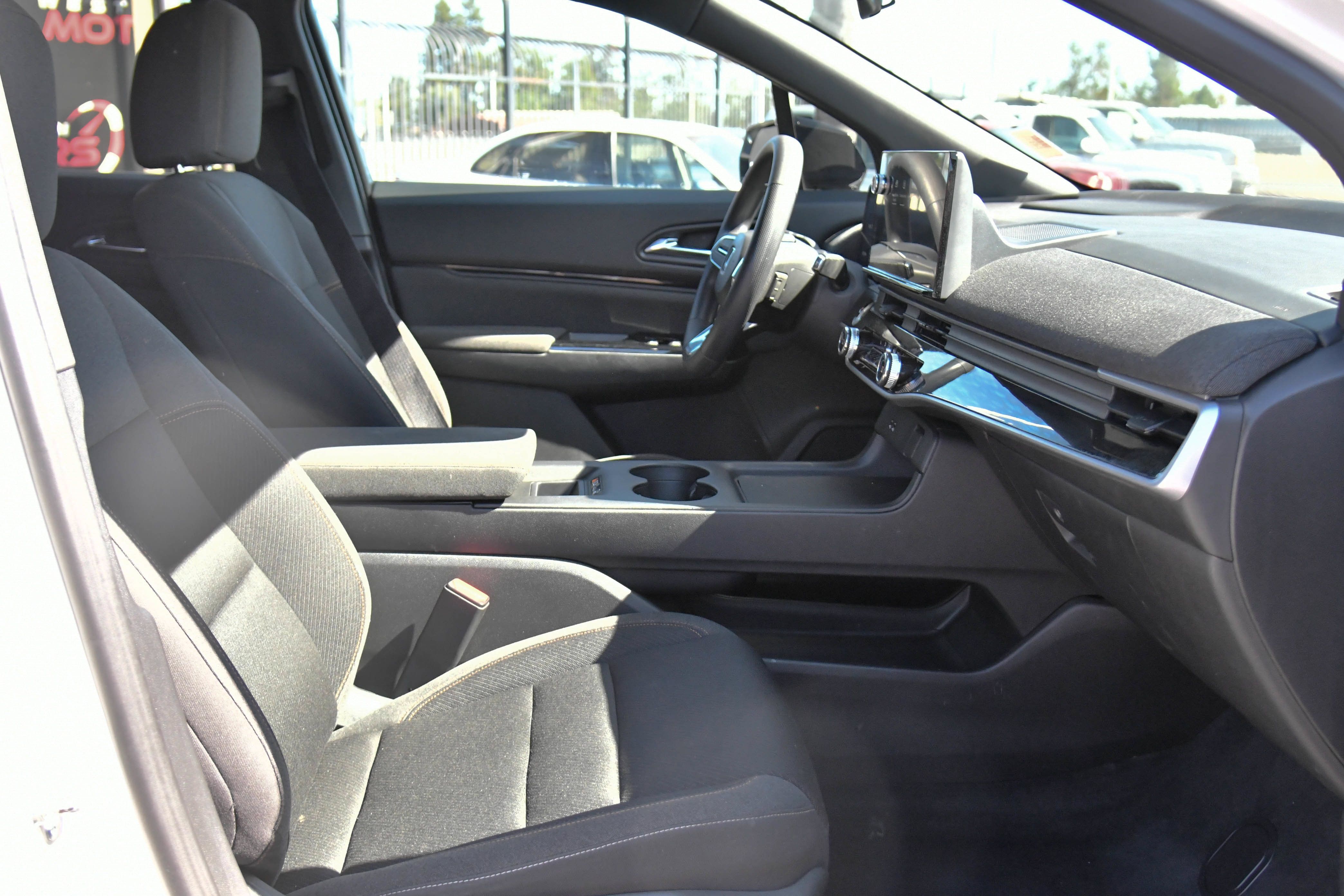 Used 2024 Honda Prologue EX image 47