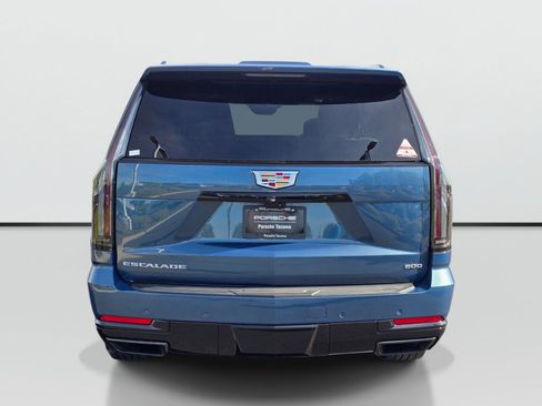 Used 2025 Cadillac Escalade Sport Platinum AWD/4WD image 4