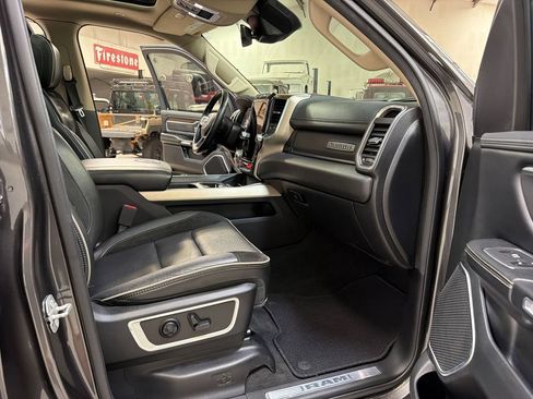 Used 2021 RAM 1500 Laramie w/ Laramie Southwest Edition RWD image 37