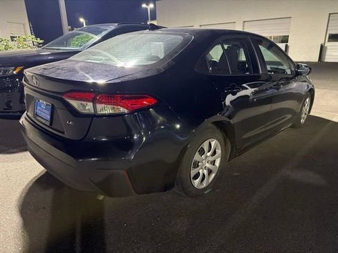 Used 2024 Toyota Corolla LE FWD image 5