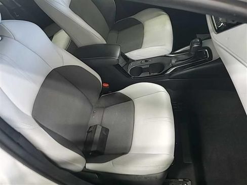 Used 2023 Toyota Corolla XSE FWD image 19