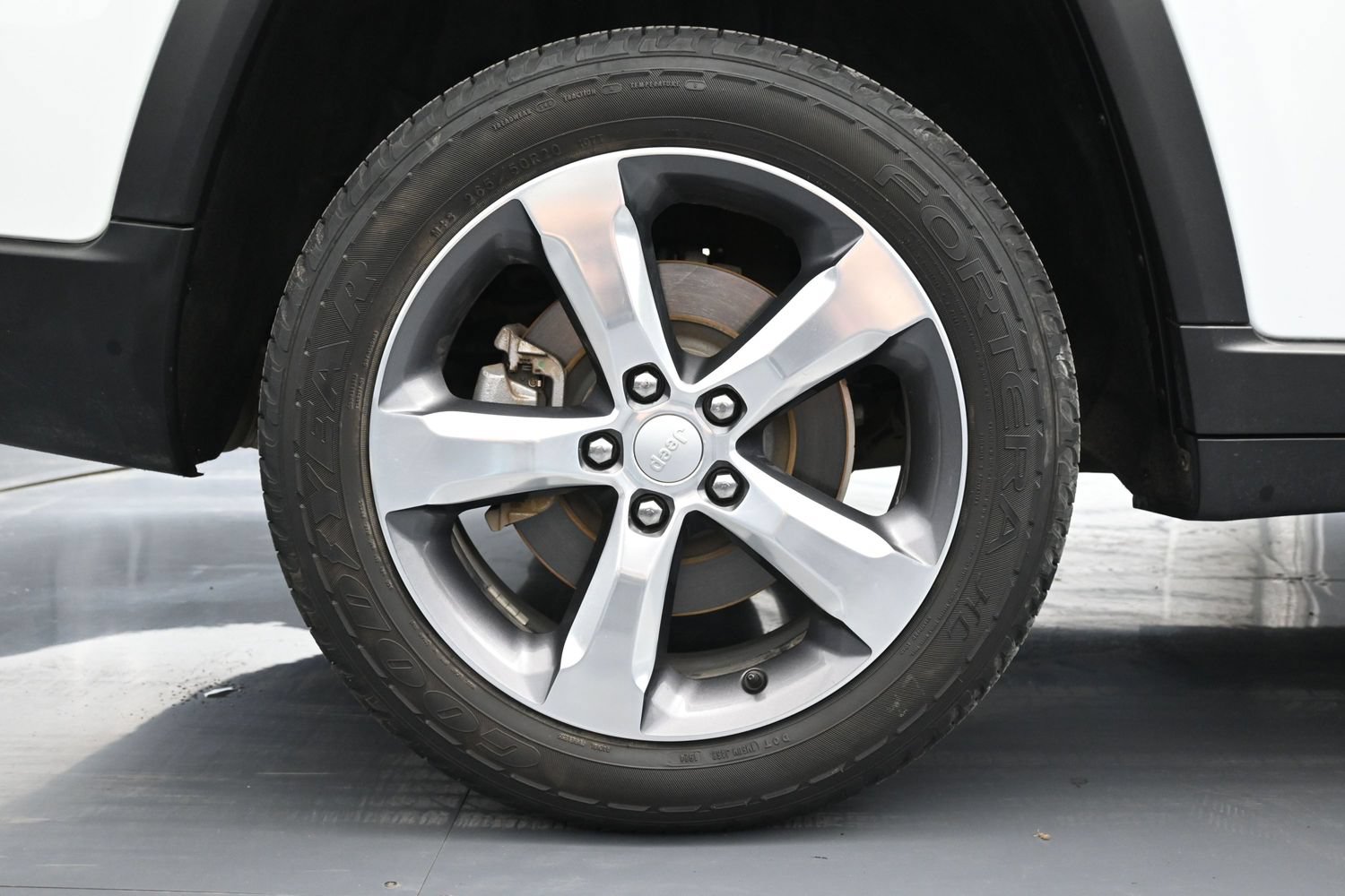 Used 2021 Jeep Grand Cherokee L Limited RWD image 18