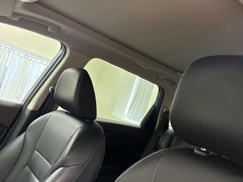 Used 2023 Nissan Rogue SL AWD/4WD image 15