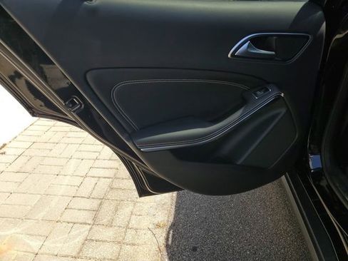 Used 2020 Mercedes-Benz GLA 250 GLA 250 image 33