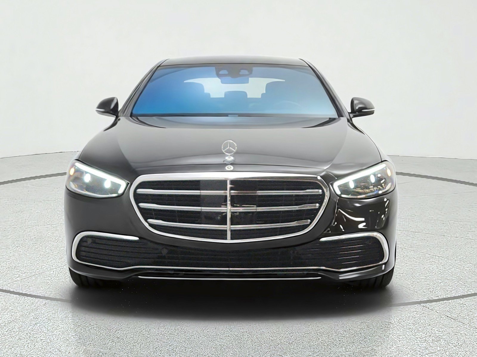 Certified 2023 Mercedes-Benz S 500 4MATIC image 2