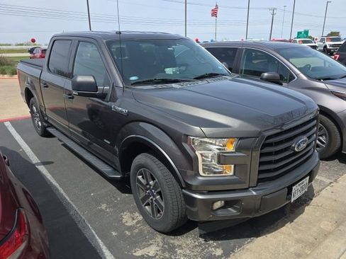 Used 2017 Ford F150 XLT w/ Equipment Group 301A Mid image 4
