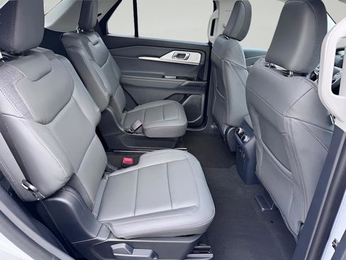 New 2026 Ford Explorer Active w/ Active Comfort Package AWD/4WD image 27