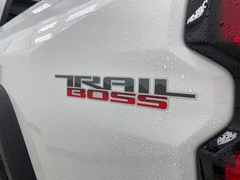 New 2026 Chevrolet Colorado Trail Boss AWD/4WD image 19