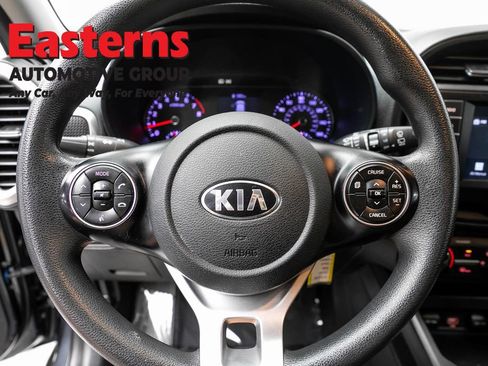 Used 2020 Kia Soul S FWD image 10