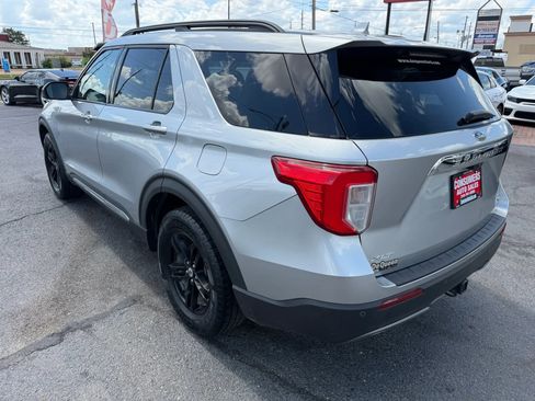 Used 2020 Ford Explorer XLT w/ Equipment Group 202A image 3