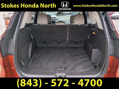 Used 2019 Ford Escape Titanium FWD image 18