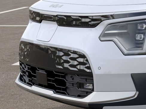 New 2026 Kia Niro Wave w/ Wave Preserve Package FWD image 12
