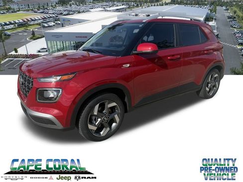 Used 2023 Hyundai Venue SEL w/ Cargo Package image 1
