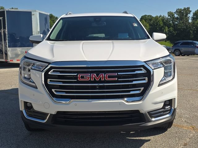 Used 2023 GMC Terrain SLT w/ Tech Package AWD/4WD image 8