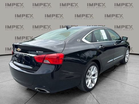 Used 2018 Chevrolet Impala Premier FWD image 3