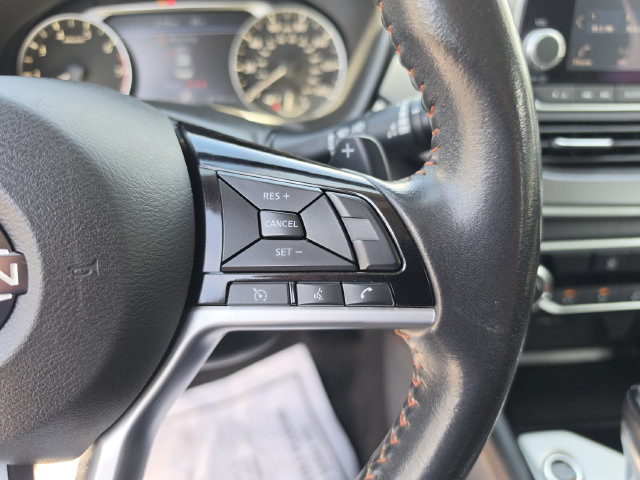 Used 2024 Nissan Altima 2.5 SR FWD image 37