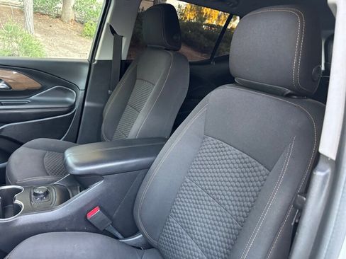 Used 2020 GMC Terrain SLE w/ Elevation Edition image 12