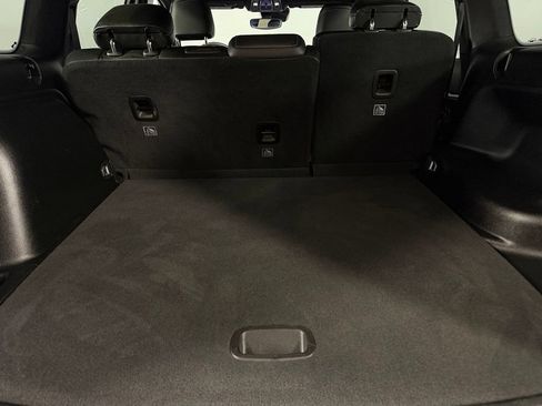 Certified 2024 Jeep Grand Cherokee Limited RWD image 32