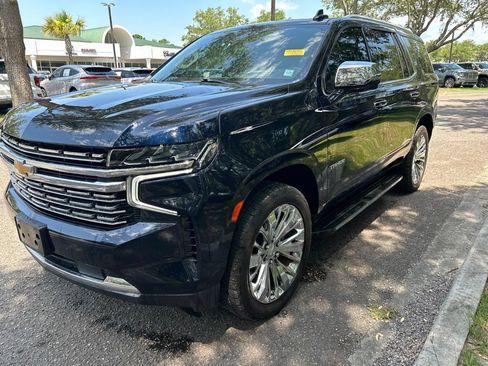 Used 2021 Chevrolet Tahoe Premier w/ Premium Package AWD/4WD image 2
