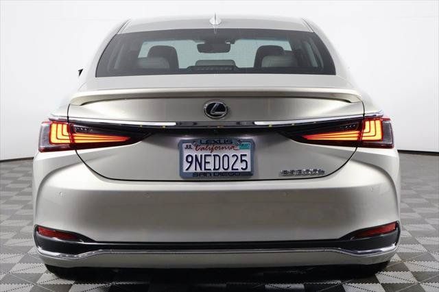 Certified 2024 Lexus ES 300h Ultra Luxury w/ Accessory Package (Z2) FWD image 5