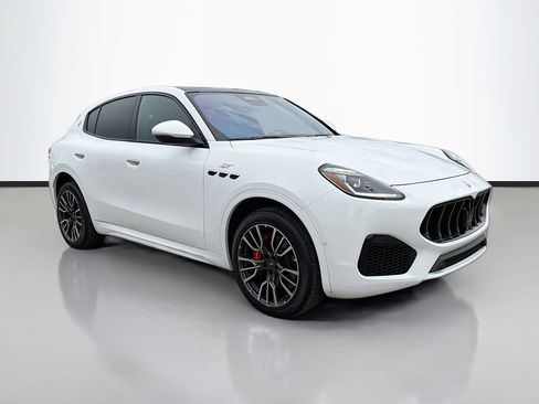 Certified 2024 Maserati Grecale GT image 1
