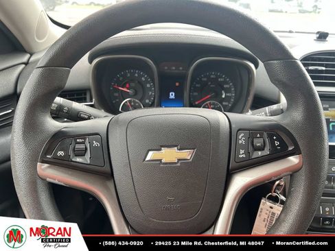Used 2015 Chevrolet Malibu LT FWD image 16