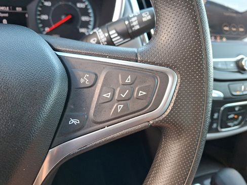 Certified 2022 Chevrolet Equinox LS image 21