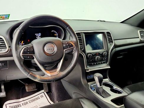 Used 2018 Jeep Grand Cherokee Altitude image 13