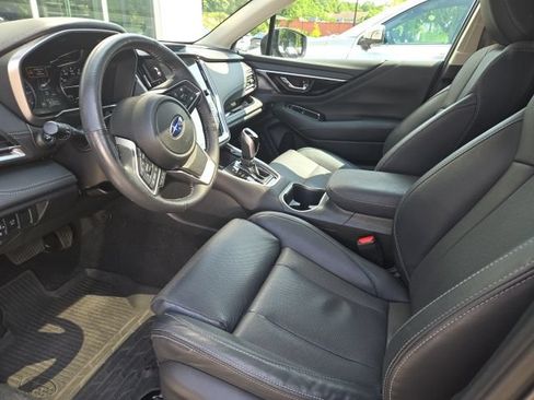 Used 2024 Subaru Outback Limited AWD/4WD image 3