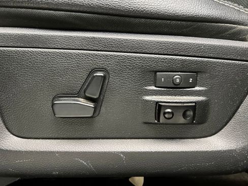 Used 2018 RAM 2500 Laramie image 10