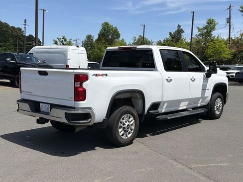 Used 2025 Chevrolet Silverado 2500 LT w/ Convenience Package AWD/4WD image 12