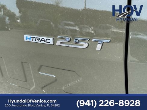 New 2025 Hyundai Santa Cruz Limited image 8