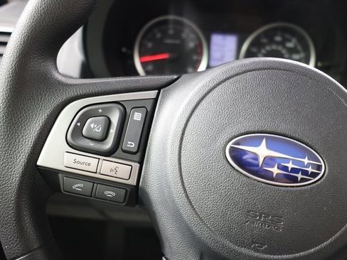 Used 2018 Subaru Forester 2.5i Premium w/ All-Weather Package image 17