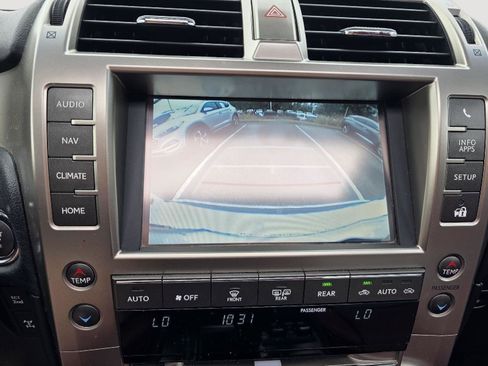 Used 2021 Lexus GX 460 Premium w/ Premium Package image 18