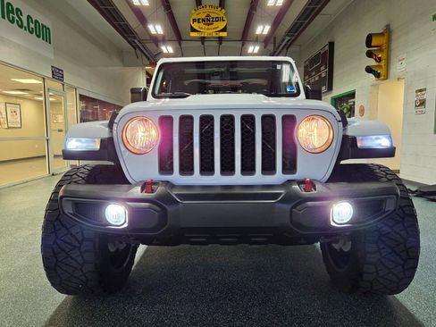 Used 2021 Jeep Gladiator Rubicon AWD/4WD image 5
