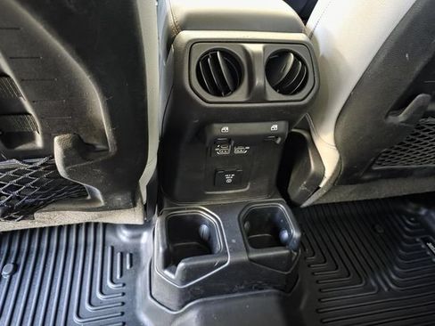 Used 2021 Jeep Gladiator Mojave w/ LED Lighting Group AWD/4WD image 12