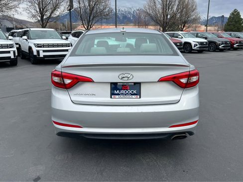Used 2015 Hyundai Sonata SE w/ Option Group 09 image 9