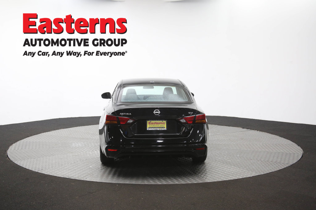 Used 2024 Nissan Altima 2.5 SV FWD image 39