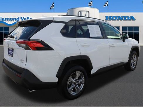 Used 2025 Toyota RAV4 XLE image 6