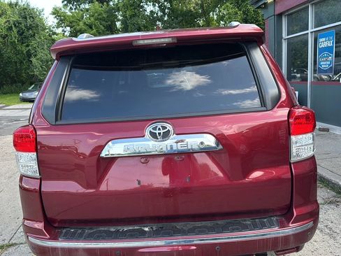 Used 2013 Toyota 4Runner SR5 image 3