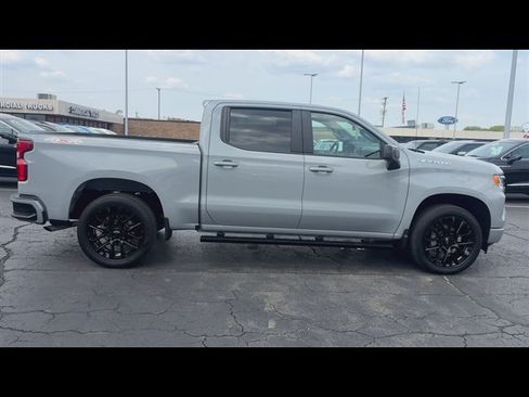 Certified 2024 Chevrolet Silverado 1500 RST AWD/4WD image 9