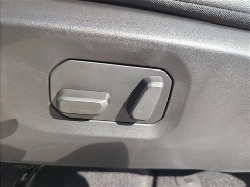 New 2026 Jeep Gladiator Sport image 18