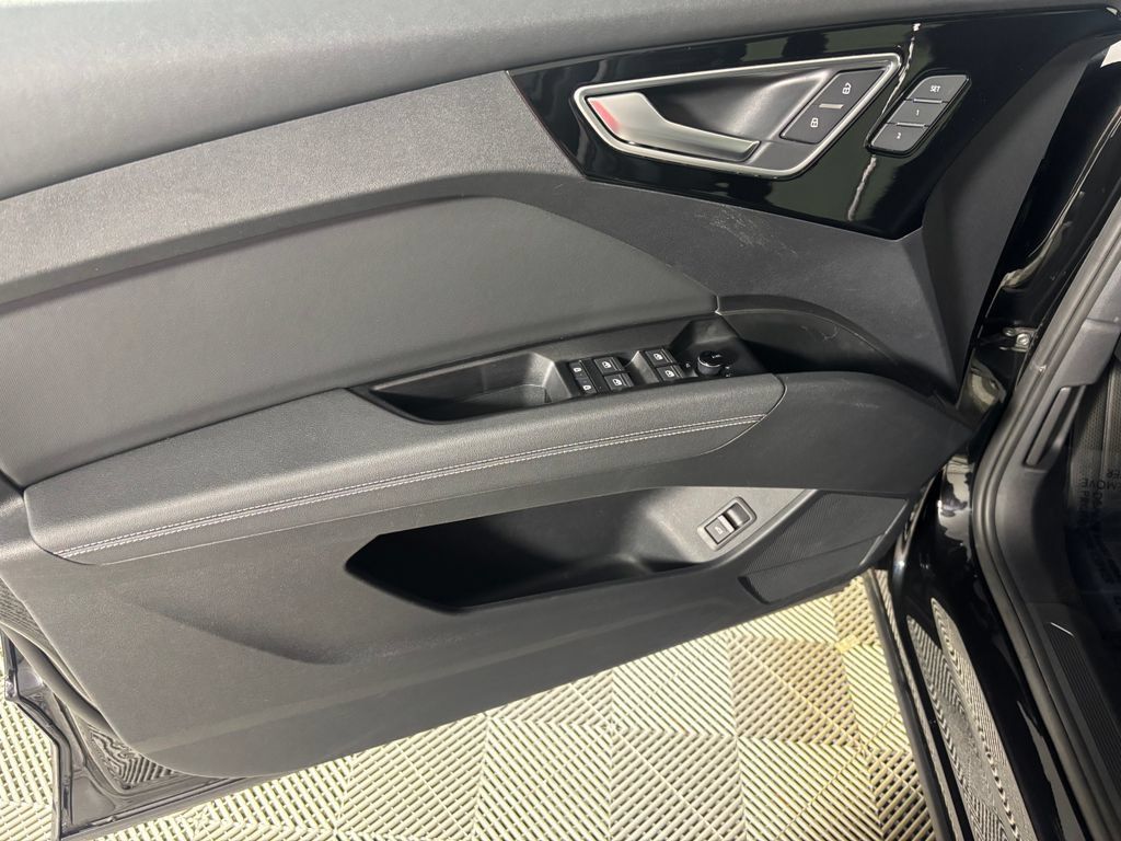 Used 2023 Audi Q4 e-tron Premium Plus AWD/4WD image 10